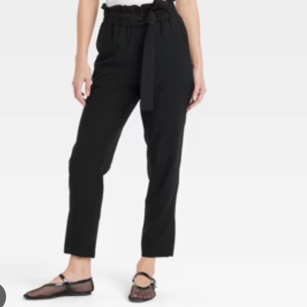 5/$25 | White House Black Market High Waisted Tapered Ankle Trouser